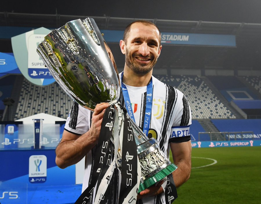 Giorgio Chiellini se despide de la Juventus y su fanaticada