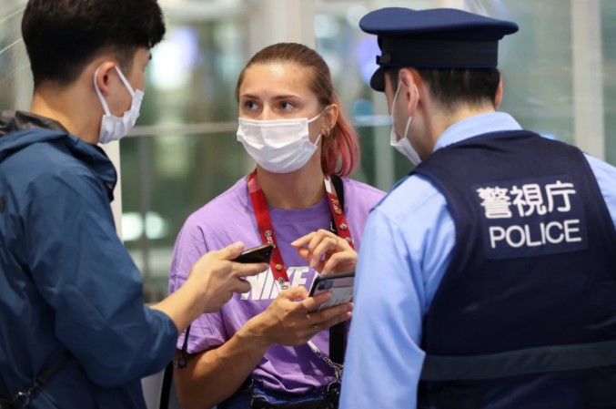 Atleta bielorrusa afirma estar “segura” tras evitar una salida forzosa de Tokio