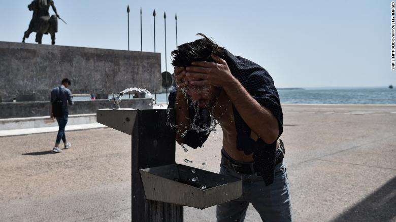 Fuerte ola de calor golpea a Italia con temperaturas de hasta 48 grados