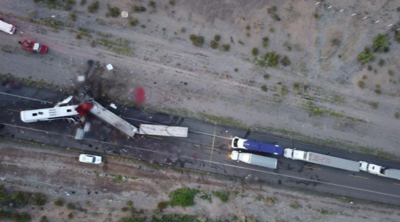 Al menos 16 muertos y 22 heridos dejó accidente de tránsito al norte de México