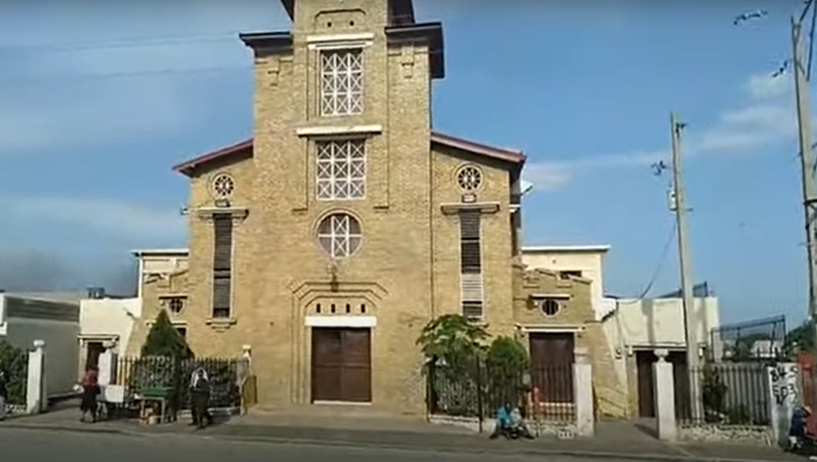 Un muerto, varios heridos y una mujer secuestrada en ataque a un templo en Haití