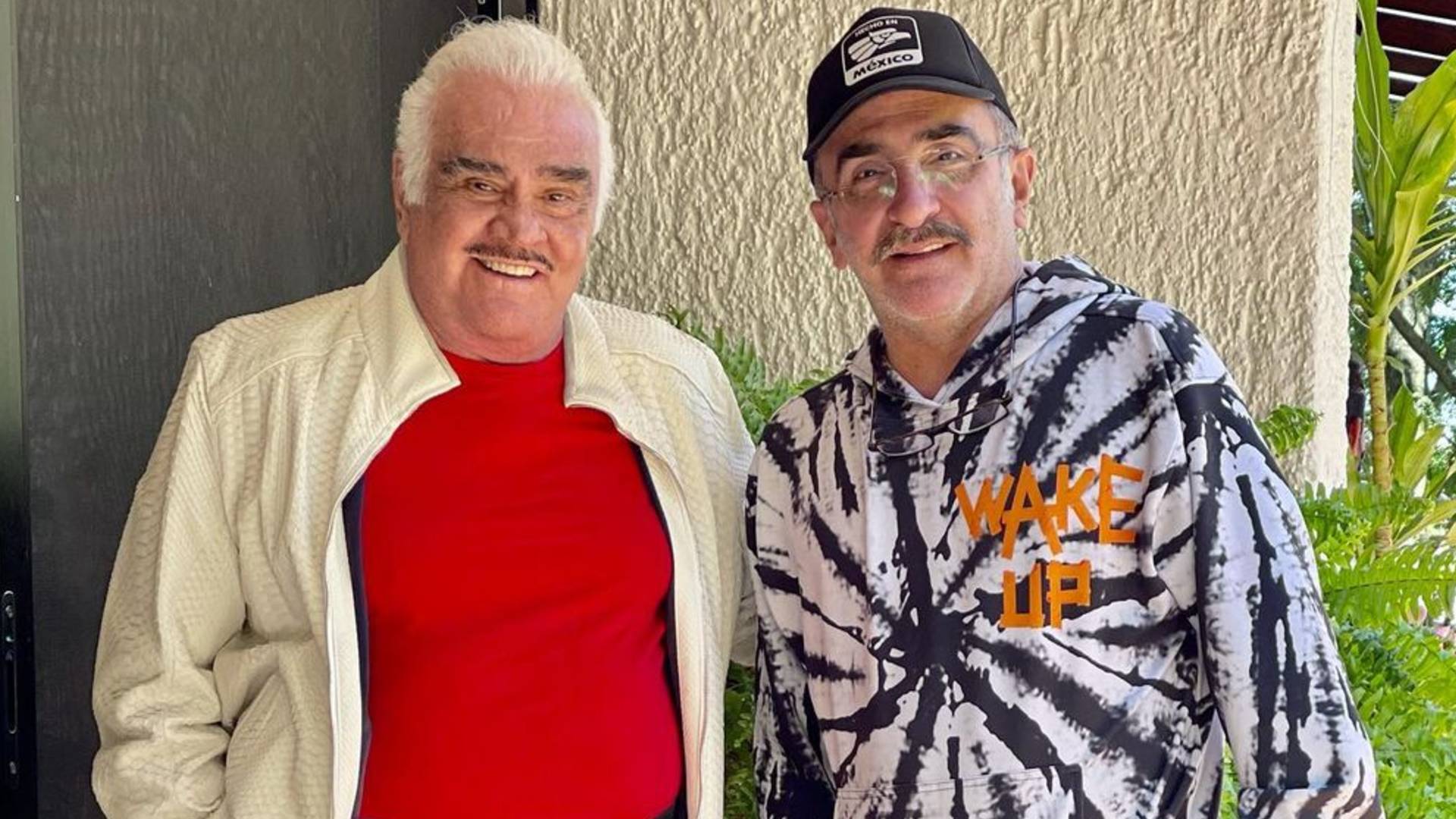 “Noticia falsa”: Vicente Fernández Jr. desmintió el fallecimiento de su padre