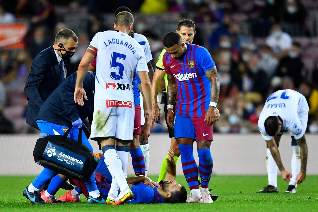 Agüero será sometido a tratamiento y será baja por tres meses tras una falla cardíaca