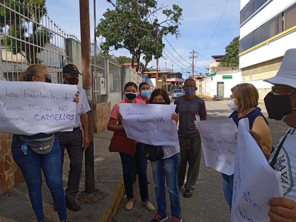 Más de mil familias larenses están expuestas a enfermedades por la falta de agua en sus hogares