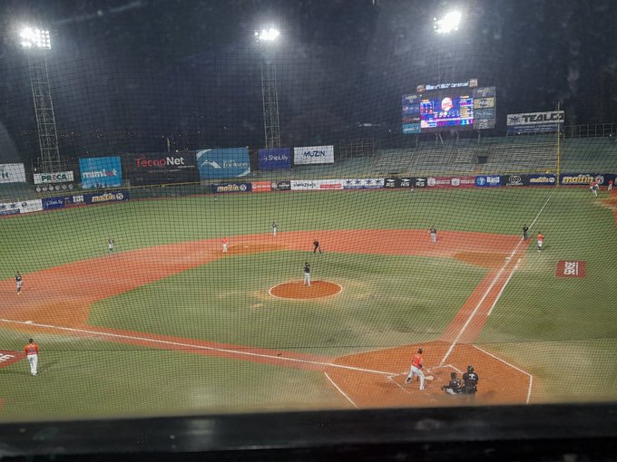 Caribes supo reaccionar y venció a los Leones en Anzoátegui