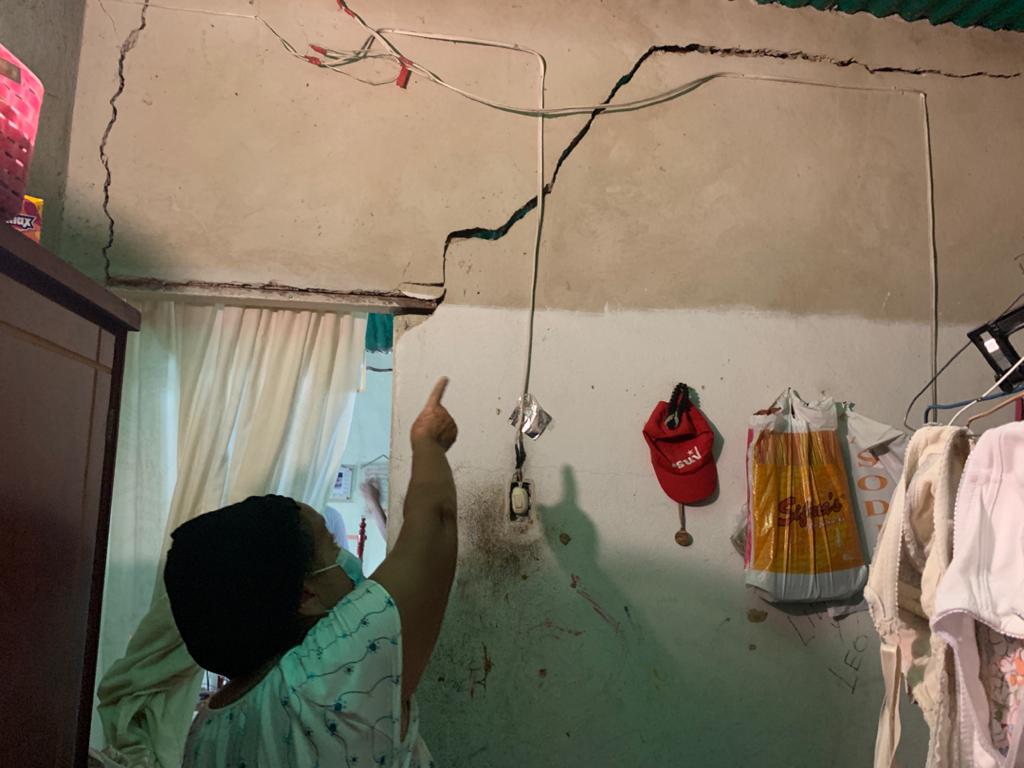 Habitantes de Campo Alegre en Maracay temen que las casas se les vengan encima (FOTOS)