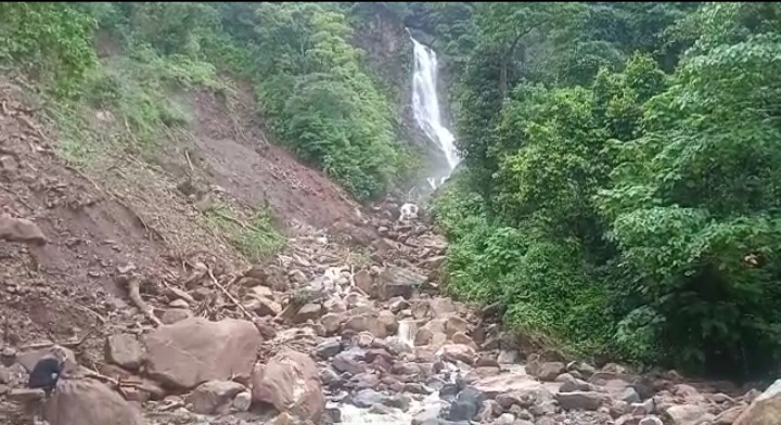 ¡Incomunicados! Colapsó el único acceso a las aldeas del Parque Chorro del Indio en San Cristóbal (FOTOS)