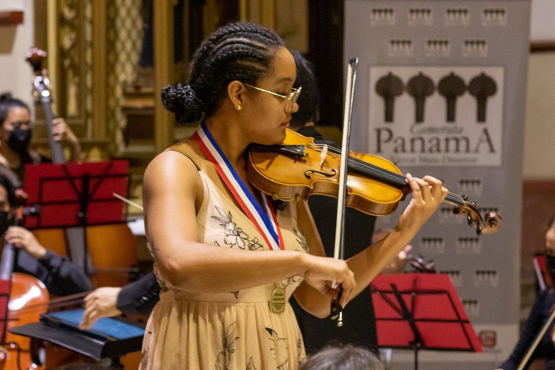 Venezolana obtuvo el primer puesto del Concurso Nacional de Violín Infantil y Juvenil de Panamá