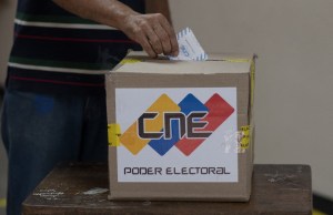 Chavismo pospone firma del acuerdo sobre cronograma electoral para el #28Feb