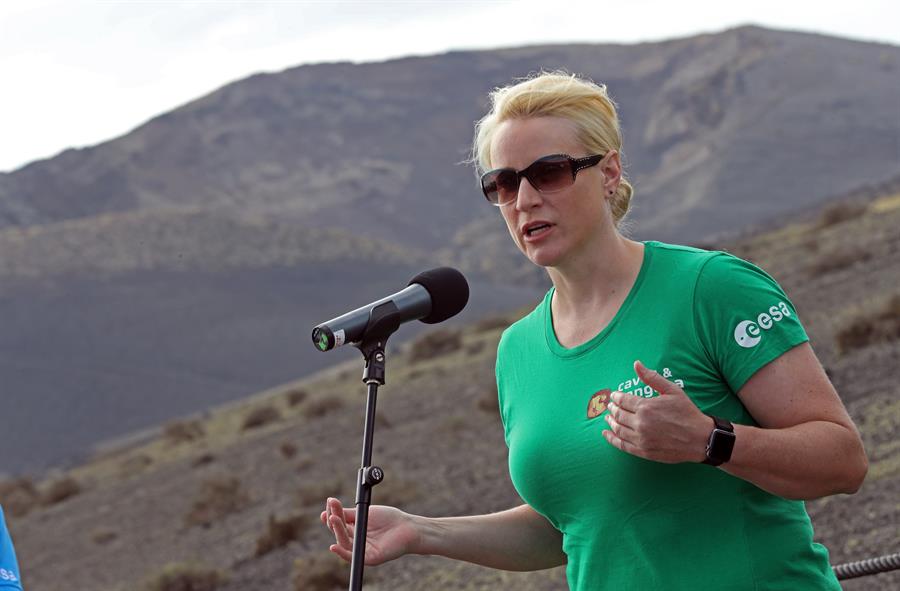 Una mujer en la carrera hacia la Luna: Será un gran paso para la humanidad