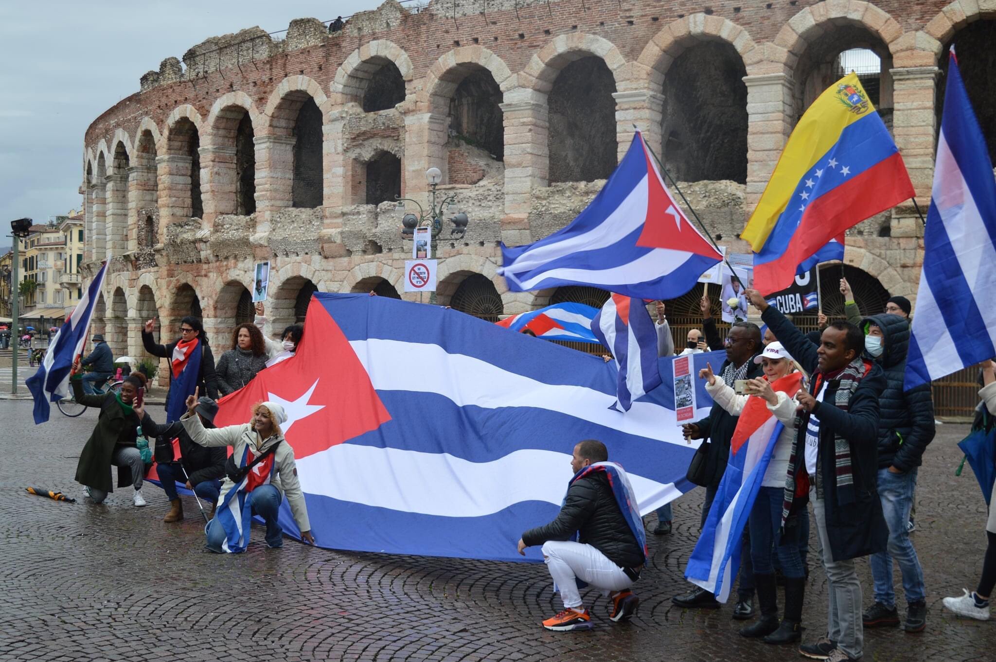 Cubanos en Italia se suman a las protestas este #15Nov (FOTOS)