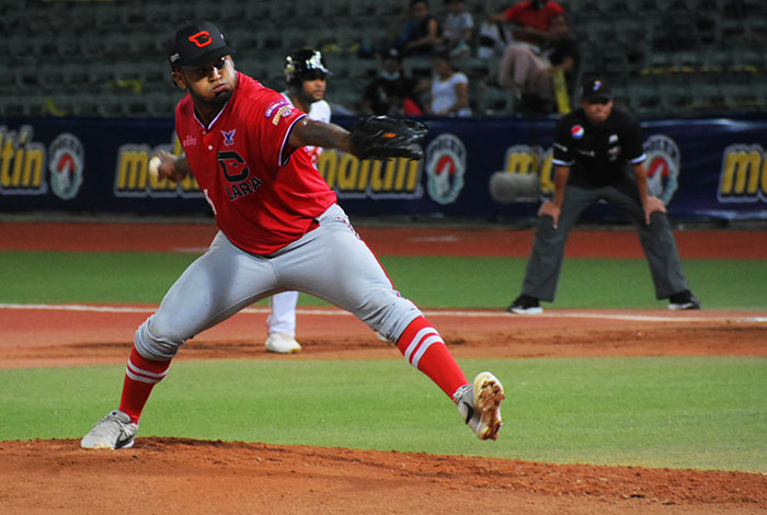 Cardenales pudo reaccionar y llevarse la victoria frente a Caribes en Puerto La Cruz