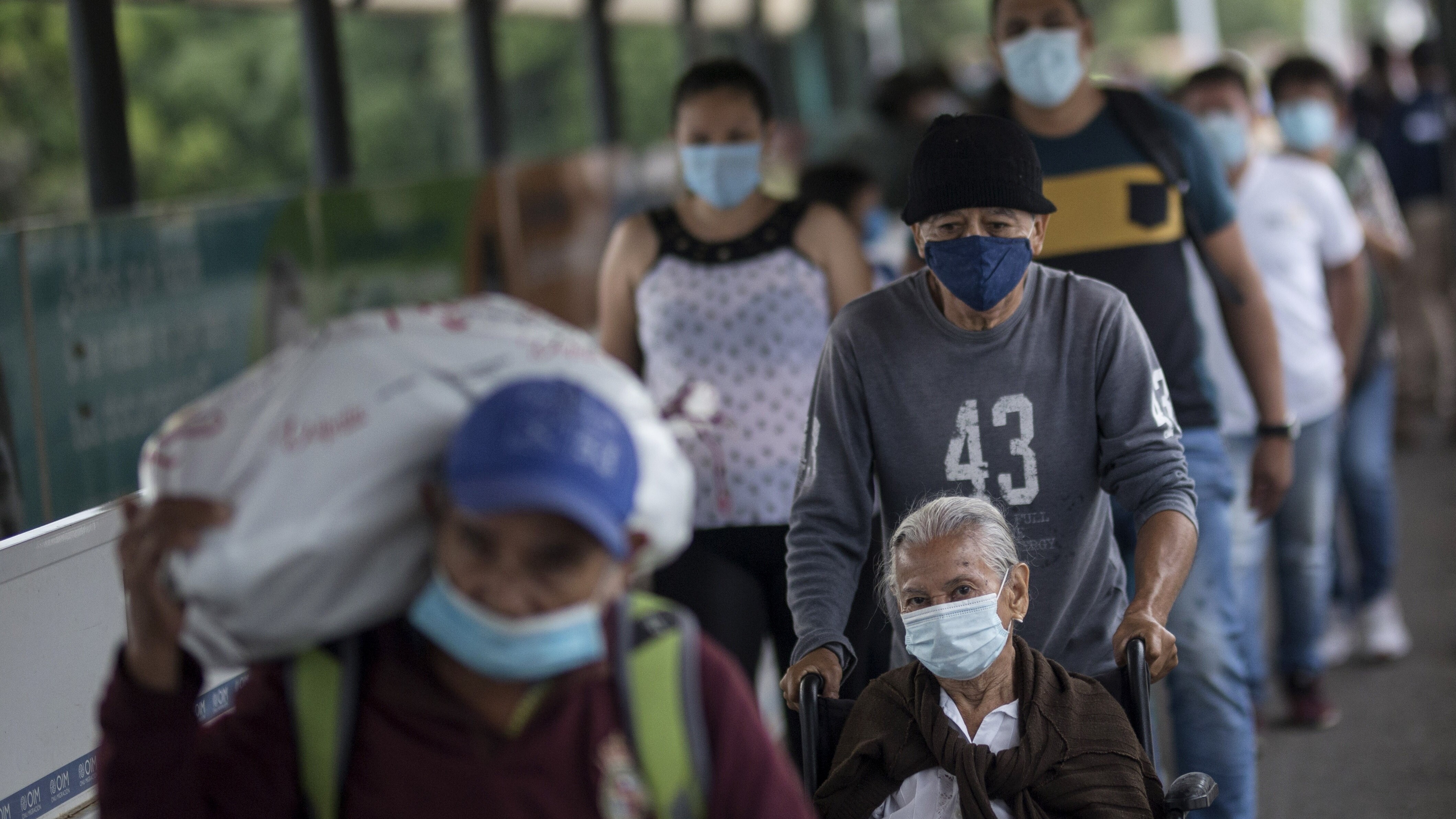 Venezuelans eclipse Central Americans in Border Patrol custody, highlighting scale of crisis