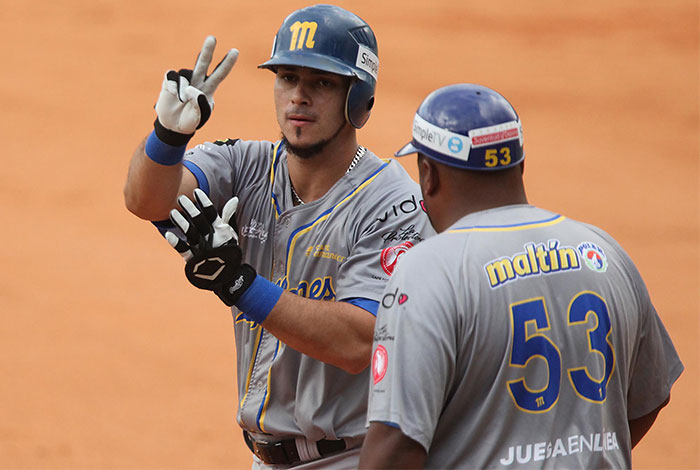 Magallanes liquidó al Caracas y es el primer clasificado al Round Robin