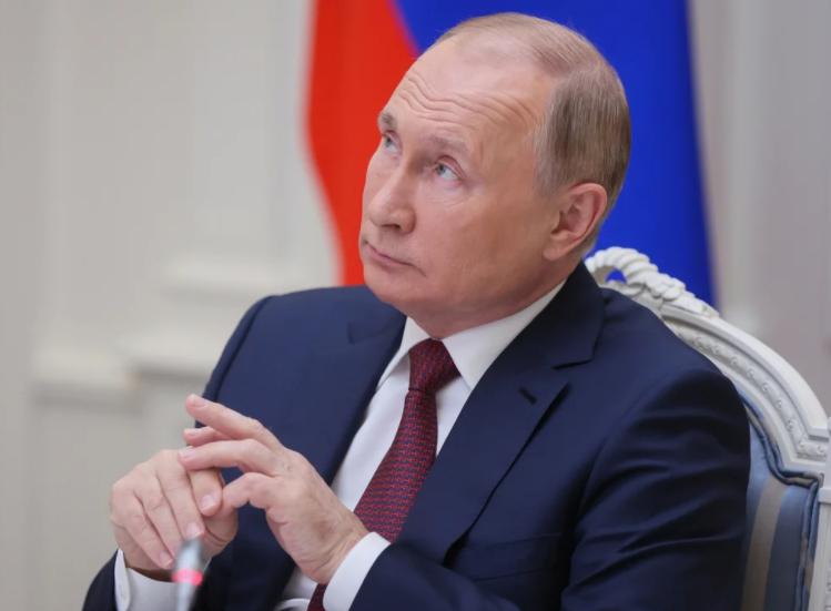 Putin felicita a Scholz y destaca la importancia de relaciones ruso-alemanas