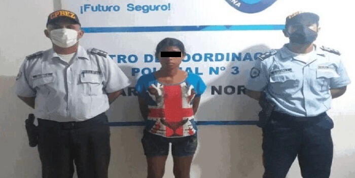 Casi la linchan por golpear salvajemente a su hijo en Zulia