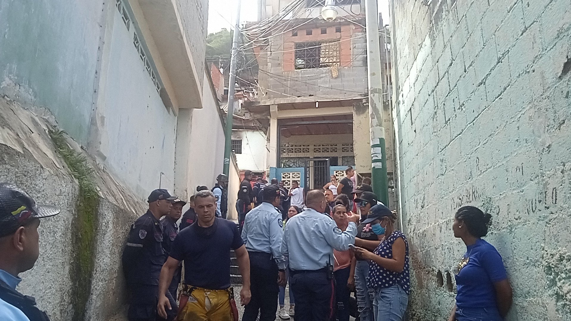 Abuela y sus dos nietos murieron calcinados en La Guaira tras incendio en su vivienda