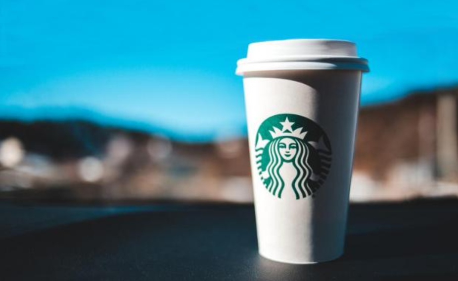 Producto: Starbucks en Venezuela, un barco que navega ilegalmente