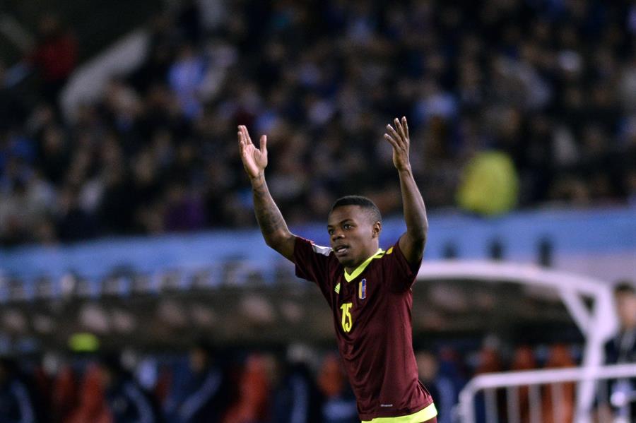 El extremo venezolano Jhon Murillo reforzó al San Luis del fútbol mexicano