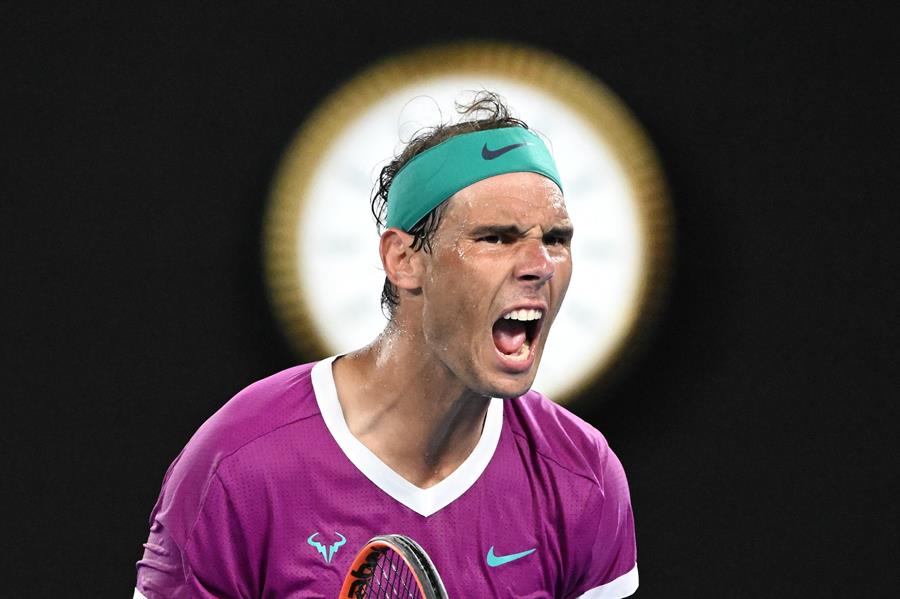 Las mejores IMÁGENES de la épica final de Rafa Nadal frente a Medvedev en el Abierto de Australia