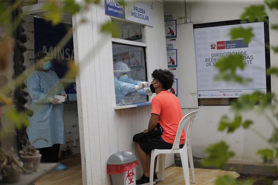 Perú bate por tercera vez en cinco días el récord de casos nuevos de Covid-19