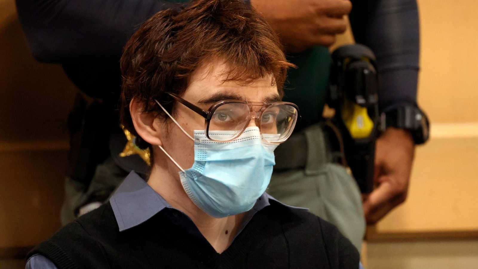 Jueza de EEUU aplaza para abril el juicio por matanza en escuela de Parkland