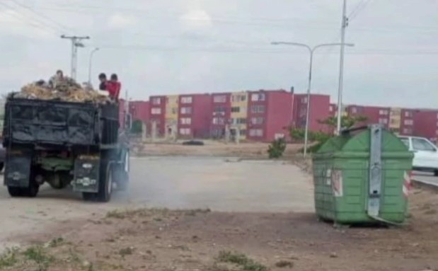 Alcaldía chavista de Barinas recogió parte de un basurero formado en Ciudad Tavacare