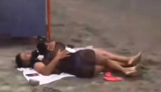 “Qué lindo tu trabajo, mi amor”: Su esposa lo pilló con la secretaria en la playa y se hizo VIRAL (Video)