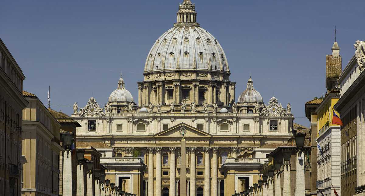 Vaticano dio instrucciones para evitar escándalo por curas pedófilos bajo papado de Francisco