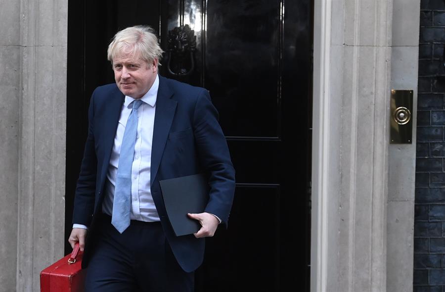 Johnson expresó su beneplácito por excluir muy pronto a Rusia del sistema Swift