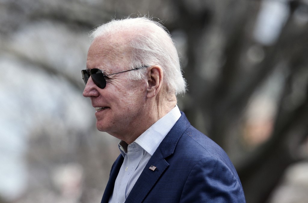 Biden llamó a empresas de EEUU a protegerse de un posible ciberataque ruso