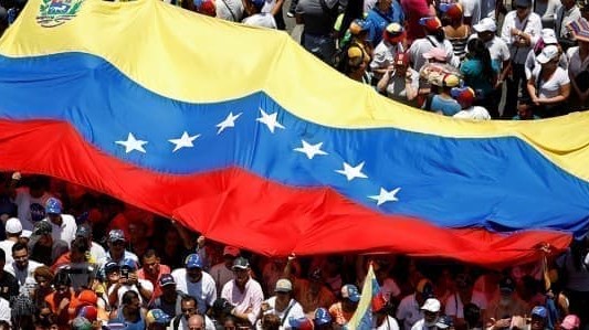 How easing sanctions on Venezuela could backfire