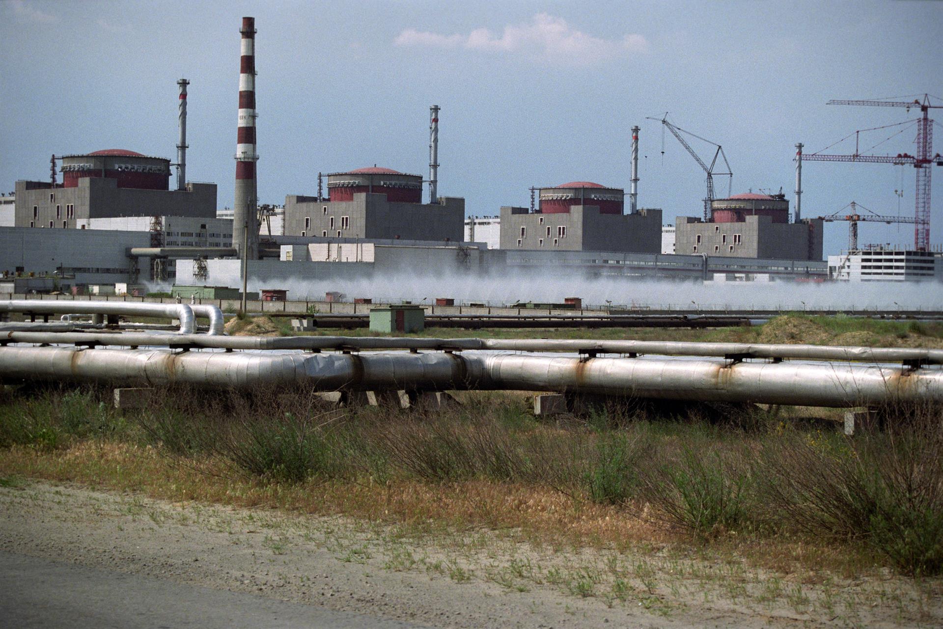 Alarma nuclear en Ucrania: ingenieros analizan radiación en la central de Zaporiyia, atacada por fuerzas de Putin