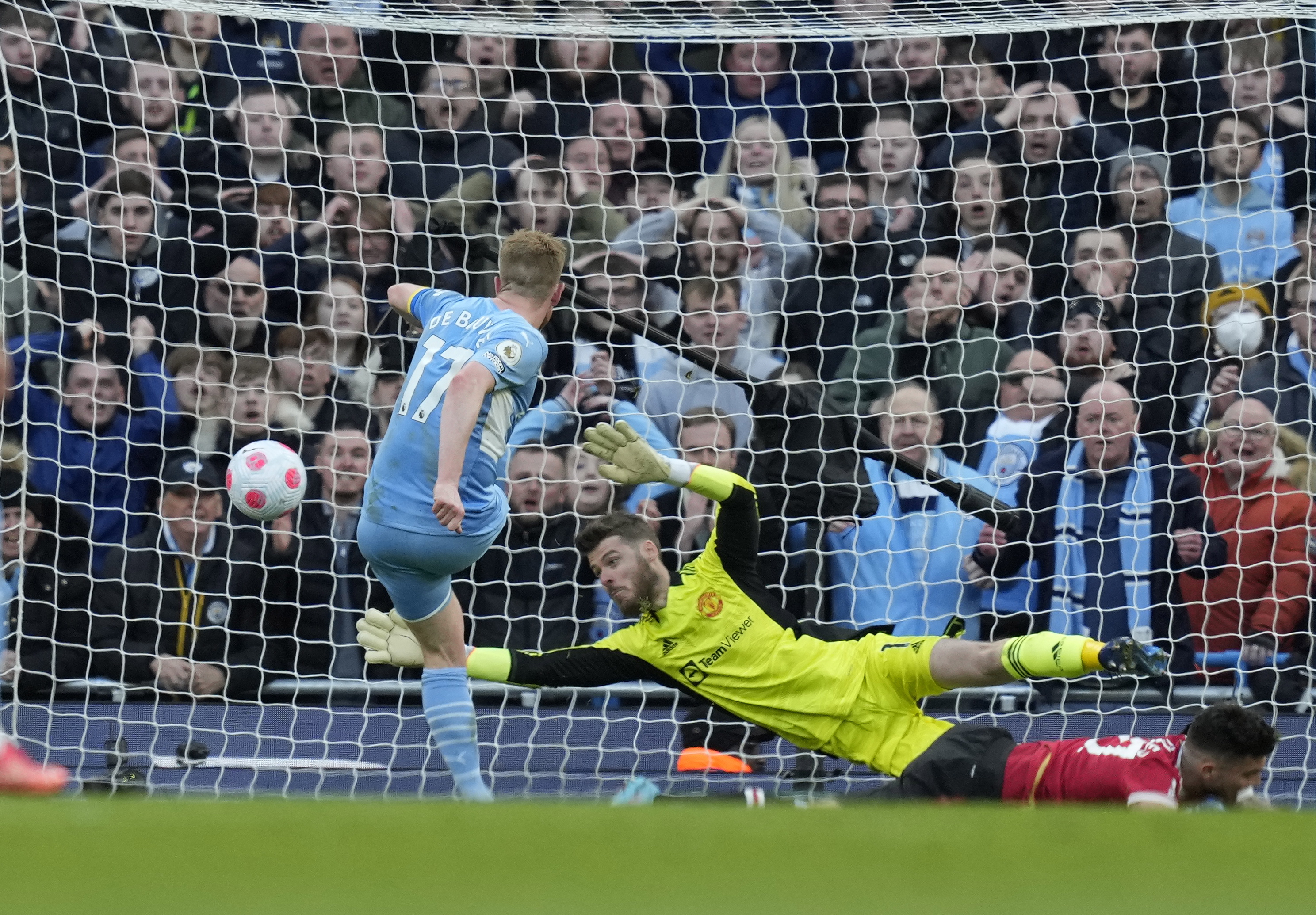 El City goleó al United en el derbi de Manchester y sigue imparable en la Premier