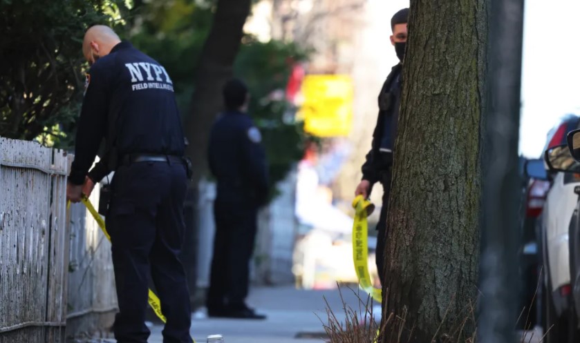 En plena calle de Brooklyn, descubrió una pierna humana… días después de otro aterrador hallazgo