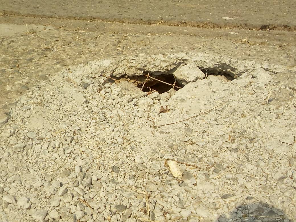 Río Miranda, contaminado por las cloacas y el abandono del chavismo en Carabobo (FOTOS)