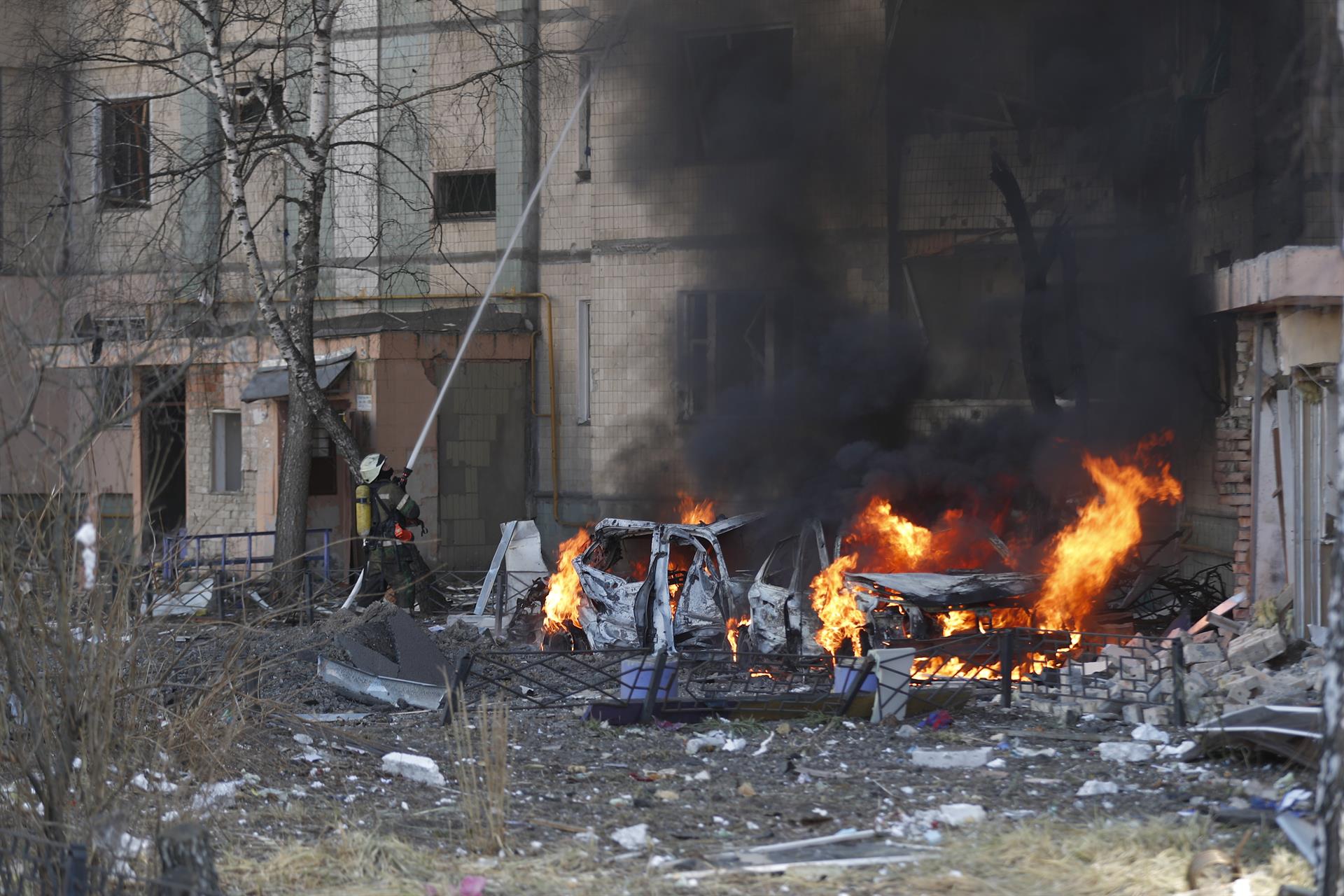 Fuerzas de Putin atacan un edificio gubernamental en Mikolaiv desde Crimea