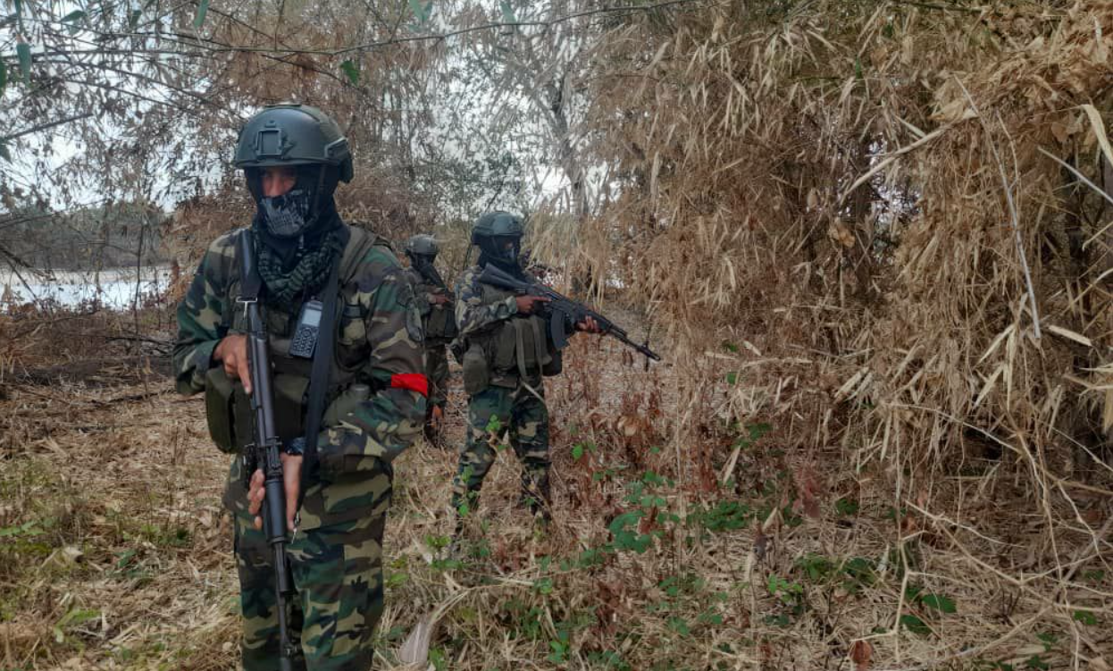 Fanb capturó a un guerrillero con explosivos en una zona indeterminada de la frontera