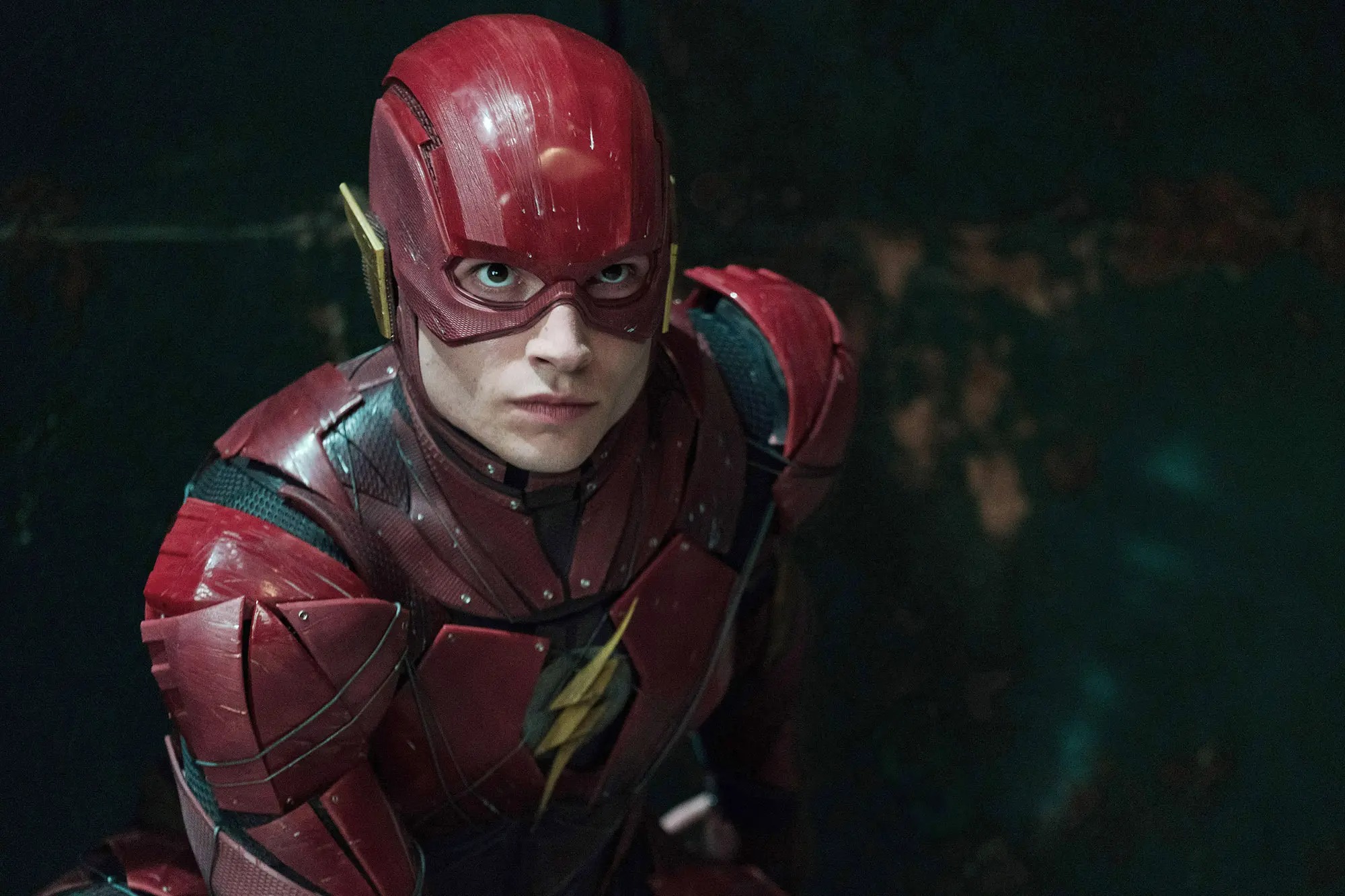 Ezra Miller, el actor de “Flash” fue acusado de drogar y amenazar a una menor