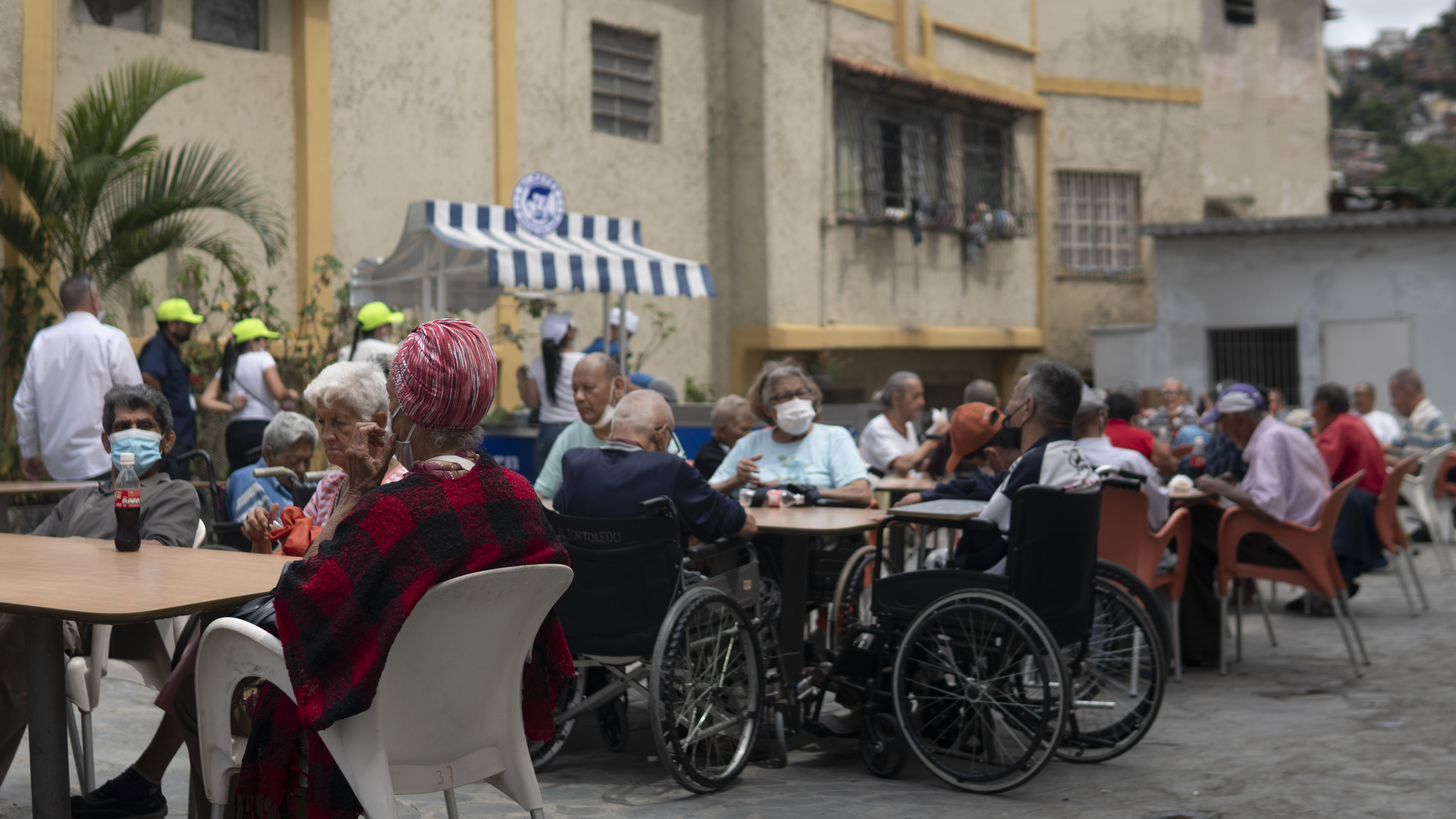 Rotary Altamira Metropolitano da una mano amiga a la “Casa Hogar El Conde”