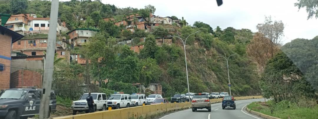 Reportan enfrentamiento entre el Cicpc y una banda que opera en la Carretera Panamericana este #29Abr