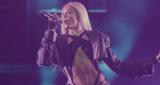 Pabllo Vittar hizo historia como la primera drag queen en presentarse en Coachella