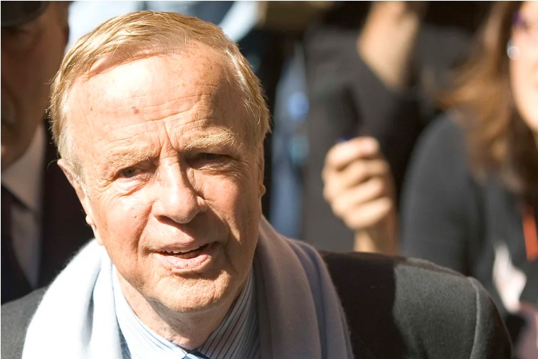 Franco Zeffirelli, el director gay elegido por el Vaticano que filmó dos películas emblemáticas para los católicos