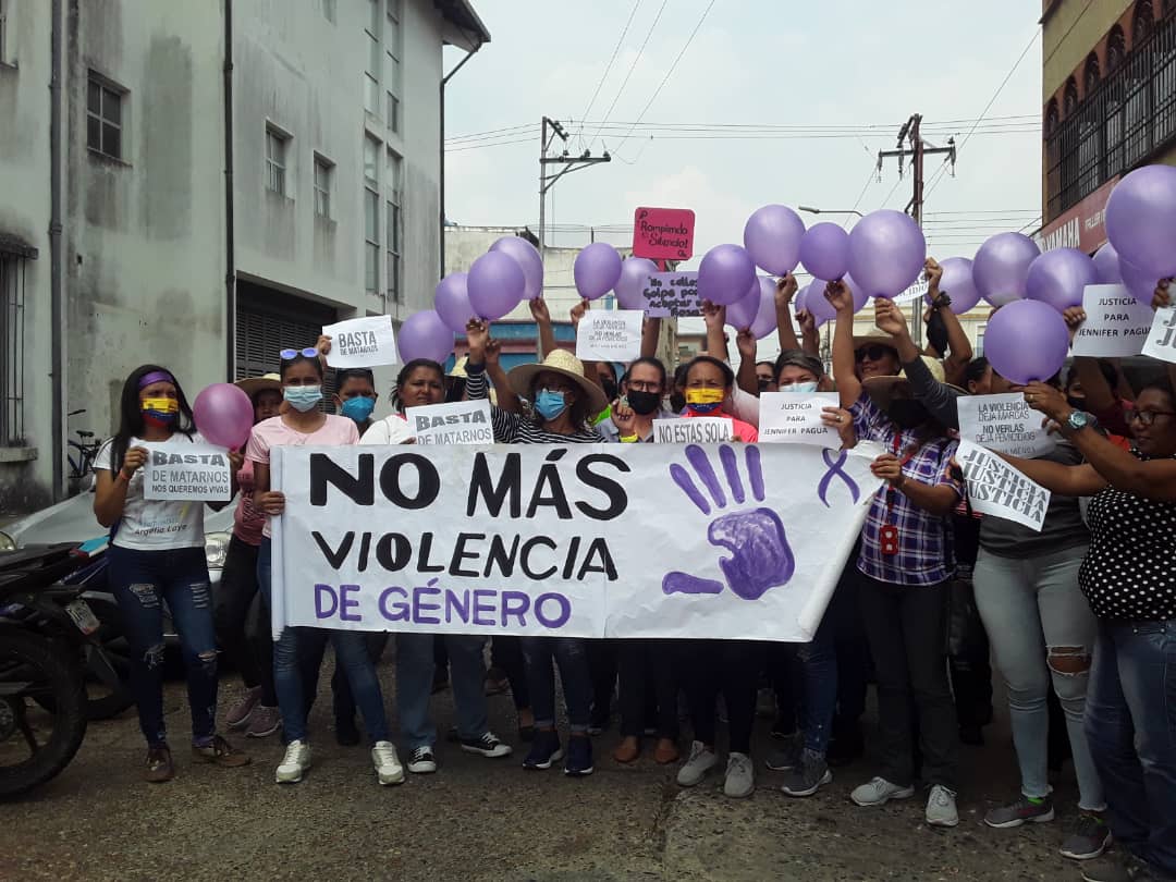 Mujeres de San Fernando y Biruaca en Apure protestaron en repudio al femicidio de Jennifer Pagua