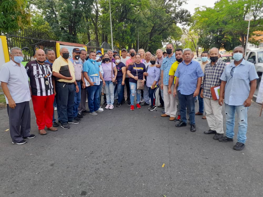 Pensionados protestaron en Barinas para reclamar un pago mejor