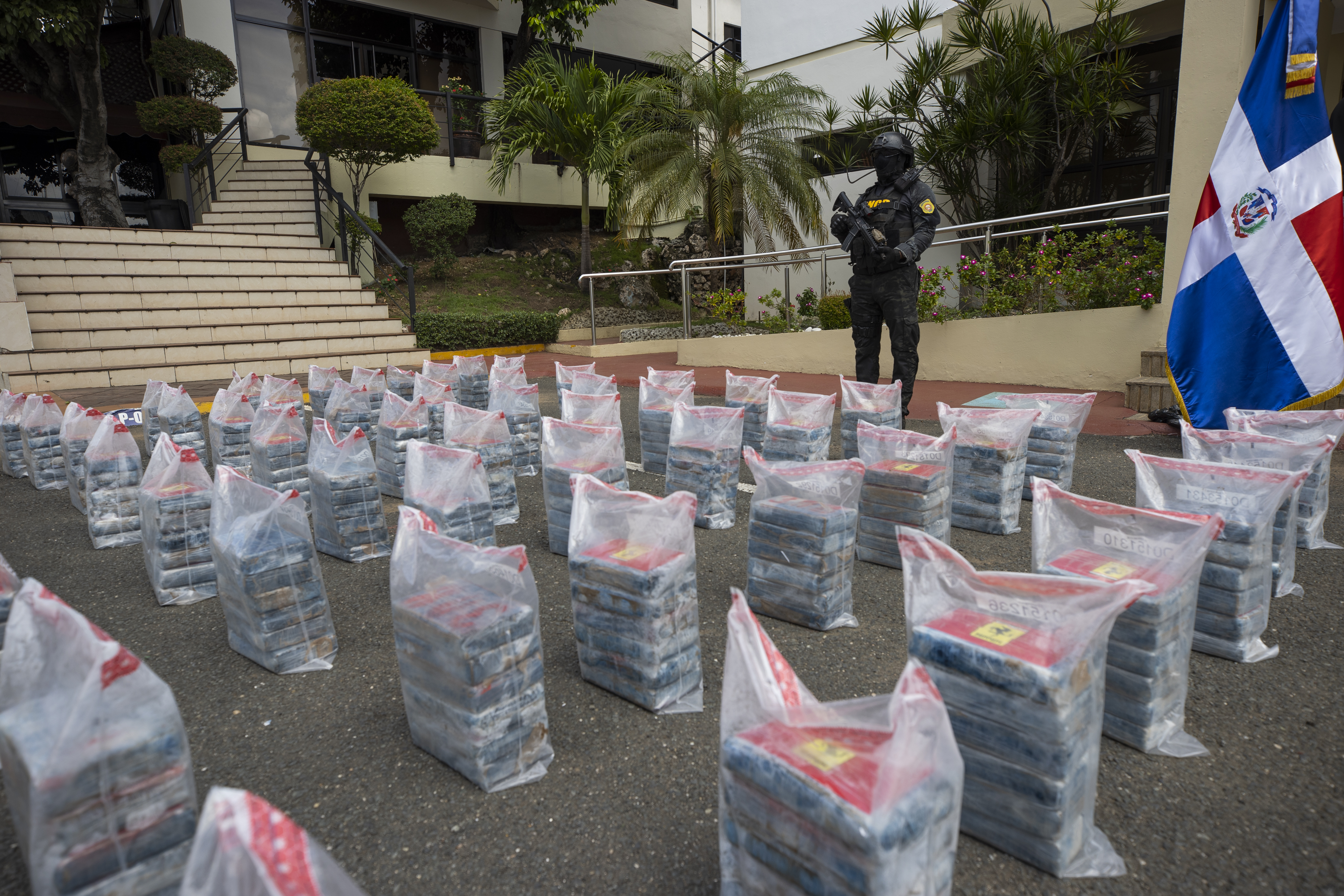 Autoridades de República Dominicana confiscaron 1,4 toneladas de cocaína y capturaron a cinco venezolanos