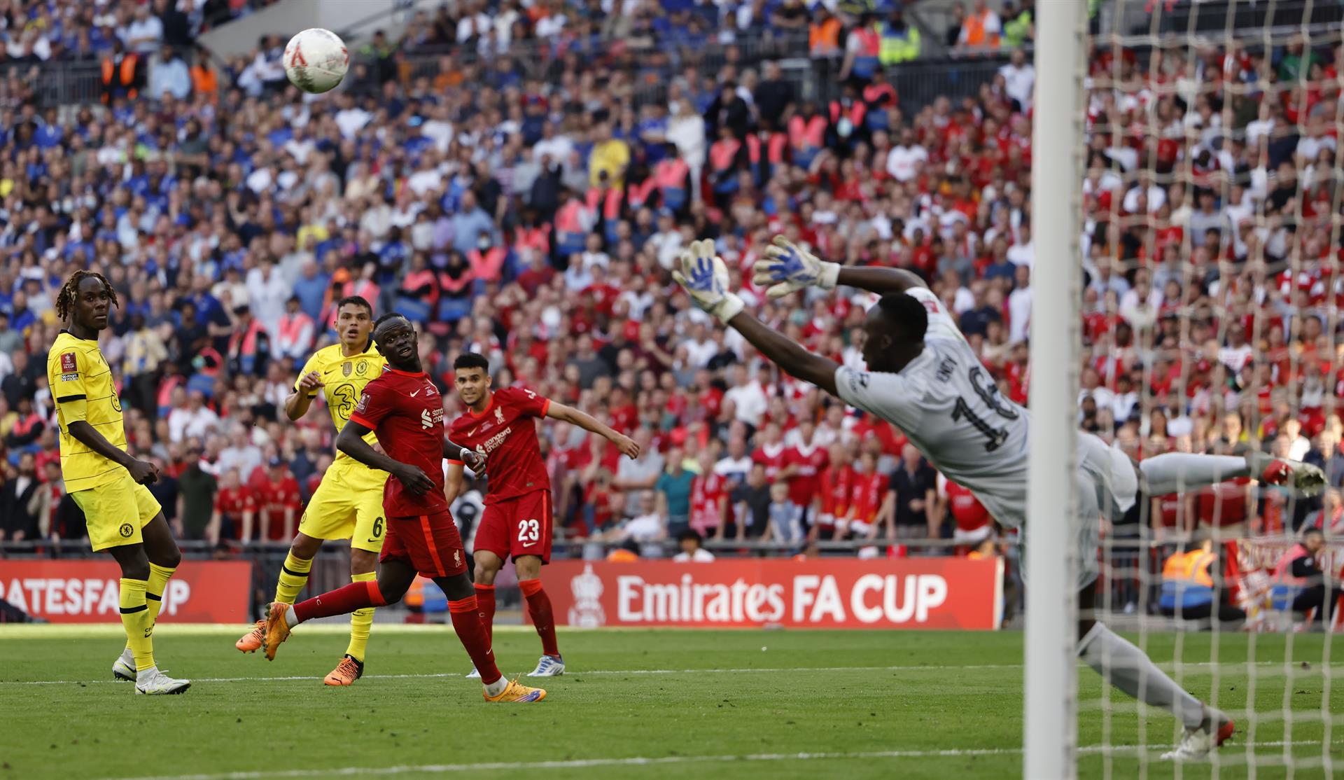 Luis Díaz fue elegido el mejor jugador de la final de la Copa de Inglaterra