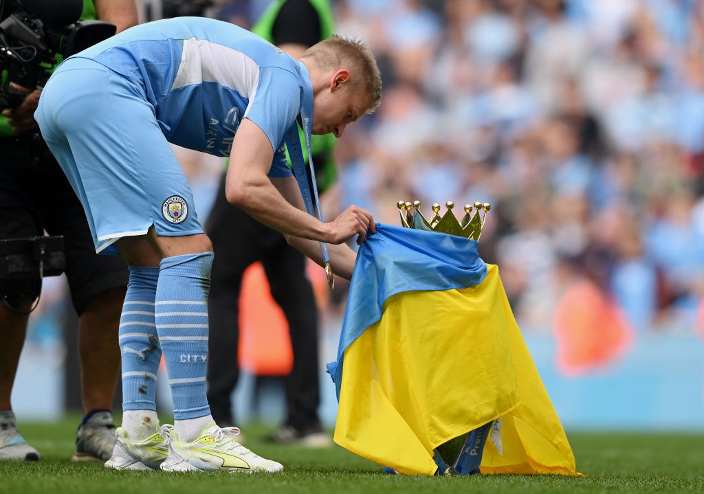 Oleksander Zinchenko dedicó el título del Manchester City a los ucranianos (VIDEO)