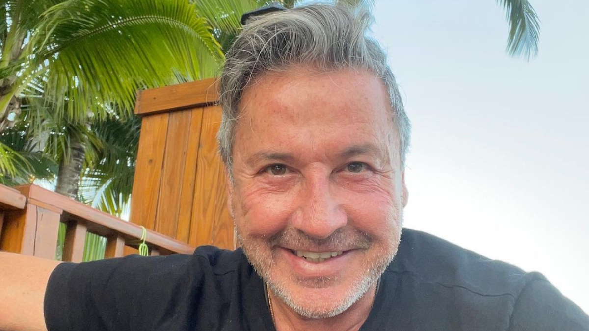 ¡Indignado! A Ricardo Montaner no le gustó cómo reporteros lo abordaron para hablar de su vida personal