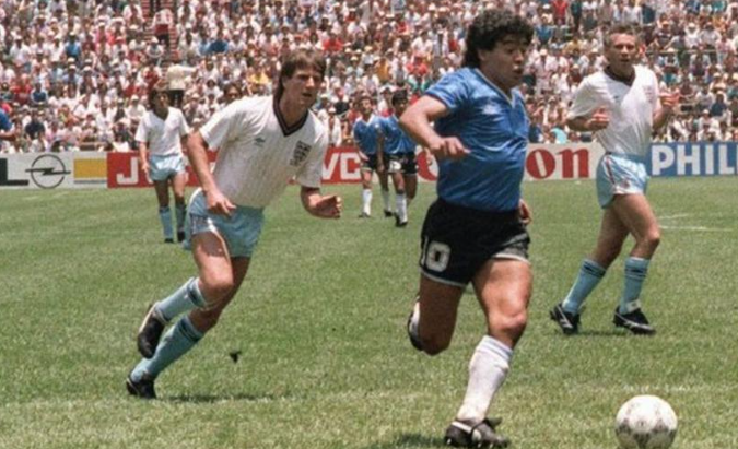 ¿”Apareció” Diego Maradona en una entrevista? El VIDEO viral que conmociona a Escocia